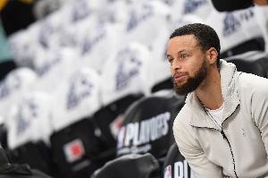 媒体人：库里仍是巨星行列完全可以再拿一个MVP 勇士本季争冠有望